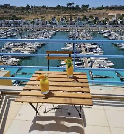Oasis Marina
